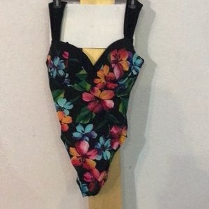 Miraclesuit Size 12 Underwire